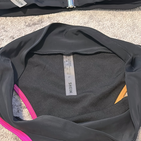 Shein Bikini Set - Picture 5 of 5